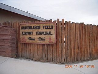 602 6ps. Canyonlands Airport (CNY) sign