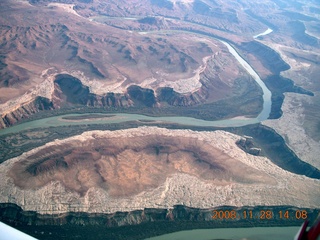132 6pu. aerial - Canyonlands area - Green River
