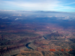 171 6pu. aerial Canyonlands area