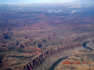 172 6pu. aerial Canyonlands area