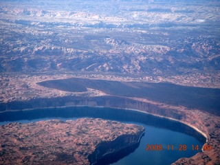 220 6pu. aerial Lake Powell