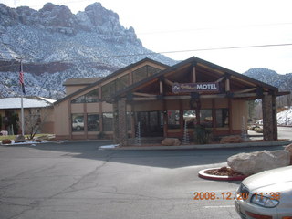 21 6ql. Bumbleberry Inn, Springdale, Utah, near Zion