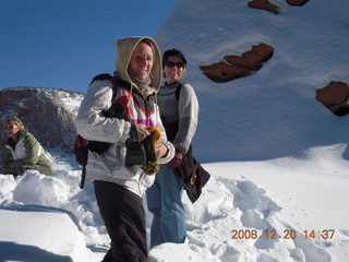 64 6ql. Zion National Park - Angels Landing hike - Debbie and Beth