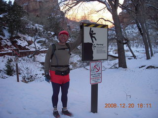 116 6ql. Zion National Park - Angels Landing hike - Adam at danger sign