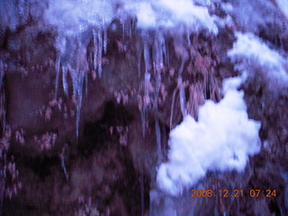 19 6qm. Zion National Park - icicles pre-dawn