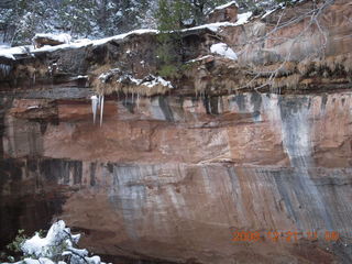 134 6qm. Zion National Park - Emerald Pools hike - icicles
