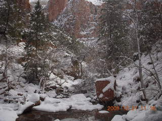 Zion National Park - Emerald Pools hike - Debbie, Beth, Adam - icicles
