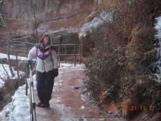 155 6qm. Zion National Park - Emerald Pools hike - Beth - icicles