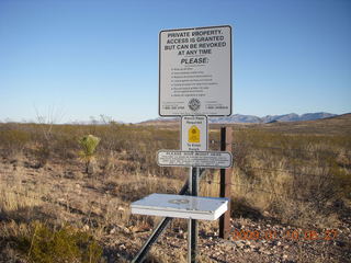 20 6ra. Tombstone run - side road signs