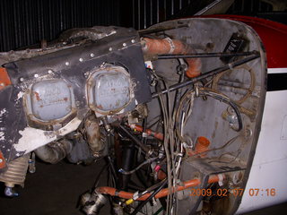 n4372j in hanger - old stuff