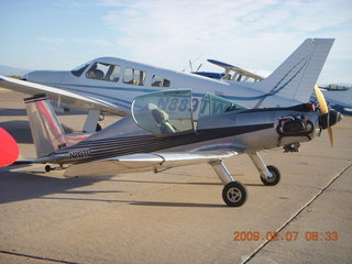 n4372j in hanger - covers and stuff
