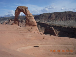 229 6ug. Arches National Park - Delicate Arch