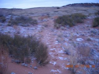 Canyonlands - Lathrop trail hike - sandy grass
