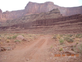 75 6uh. Canyonlands - Lathrop trail hike - White Rim road