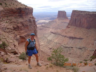 206 6uh. Canyonlands - Lathrop trail hike - Adam