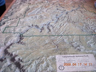 252 6uh. Canyonlands relief map at visitors center