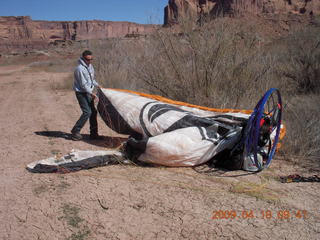 Mineral Canyon (UT75) - powered parachute