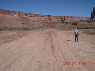 Moab morning run - Route 191 and 128 (Scenic Drive) - another runner