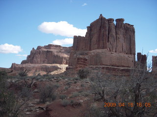 254 6uj. Arches National Park - Park Avenue hike