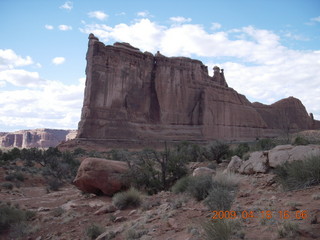 257 6uj. Arches National Park - Park Avenue hike