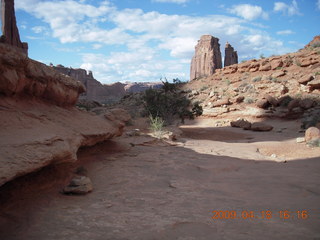 258 6uj. Arches National Park - Park Avenue hike