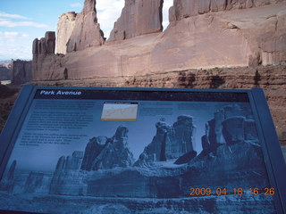 Arches National Park - Park Avenue hike - sign