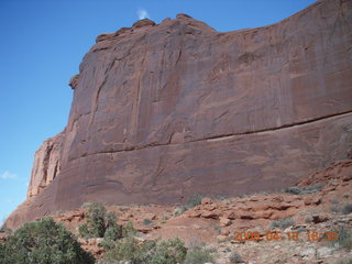 Arches National Park - Park Avenue hike - dark rock or shadow?