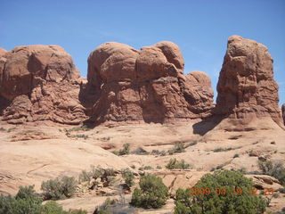 41 6uk. Arches National Park - Elephants?