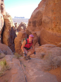 128 6uk. Arches National Park - Fiery Furnace hike - Adam