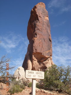 Arches National Park - Devil's Garden hike - Dark Angel