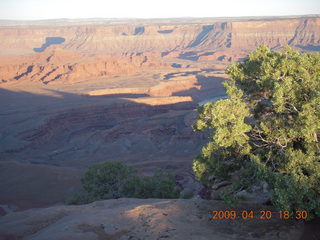 142 6ul. Dead Horse Point sunset hike