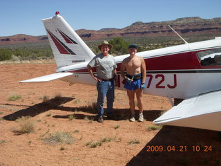 85 6um. Fry Canyon (UT74) - Charles Lawrence and Adam and N4372J