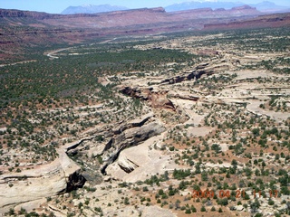 135 6um. Fry Canyon (UT74) - slot canyon - aerial