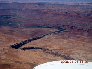 152 6um. aerial - north of Monument Valley