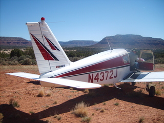 2 6un. Charles Lawrence photo - Charles getting into N4372J at Fy Canyon