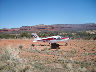 44 6un. Charles Lawrence photo - N4372J at Fry Canyon