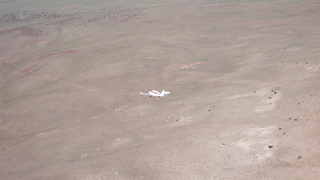 78 6ww. Markus's photo - meteor crater and N4372J in-flight photo