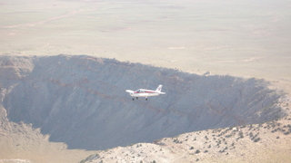 88 6ww. Markus's photo - meteor crater and N4372J in-flight photo