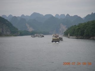 112 6xq. China eclipse - Li River  boat tour