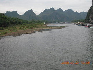 134 6xq. China eclipse - Li River  boat tour