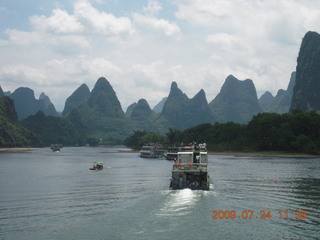 332 6xq. China eclipse - Li River  boat tour