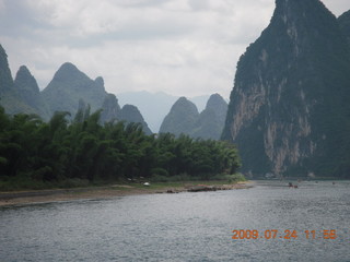 380 6xq. China eclipse - Li River  boat tour