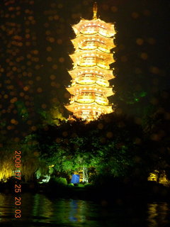 307 6xr. China eclipse - Guilin evening boat tour - sun pagoda