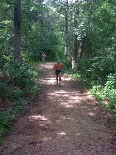 1042 6yh. Burnsville, Minnesota, trail run - Adam running