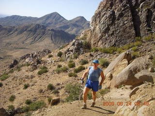 1070 6zq. Bell Pass, Tom's Thumb hike - Adam