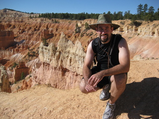 102 702. Bryce Canyon amphitheater hike - Neil