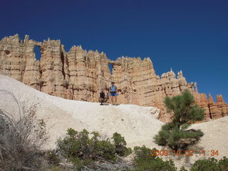 147 702. Bryce Canyon amphitheater hike - Neil and Adam