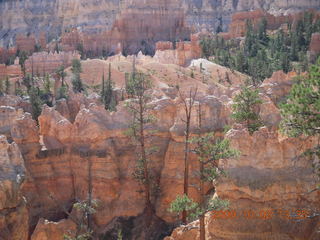 188 702. Bryce Canyon amphitheater hike