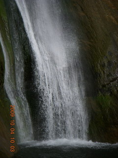117 704. Escalante - Calf Creek trail - waterfall
