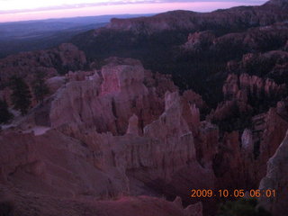 Bryce Canyon - rim from Fairyland to Sunrise - early dawn